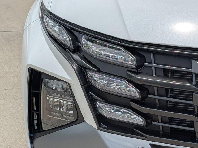 new 2025 Hyundai TUCSON Hybrid car, priced at $38,460