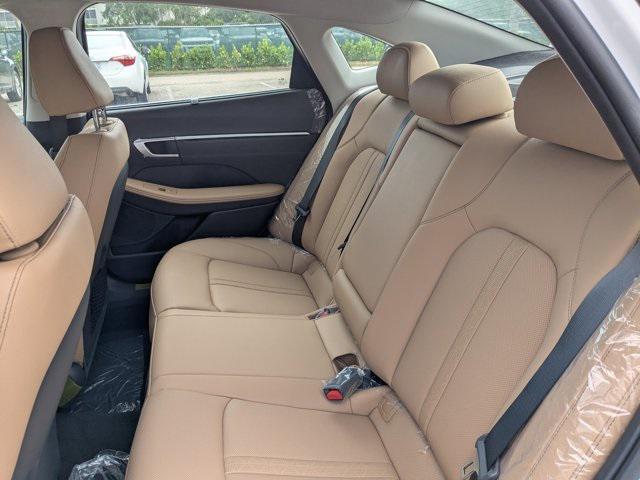 new 2025 Hyundai Sonata Hybrid car, priced at $39,780