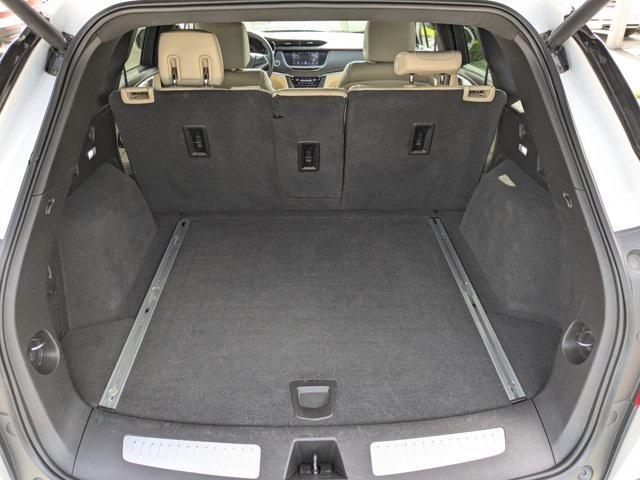 used 2017 Cadillac XT5 car, priced at $17,404