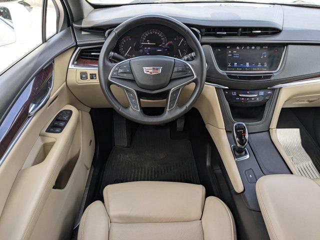 used 2017 Cadillac XT5 car, priced at $17,404