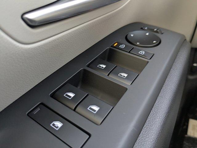 new 2025 Hyundai TUCSON Hybrid car, priced at $35,205