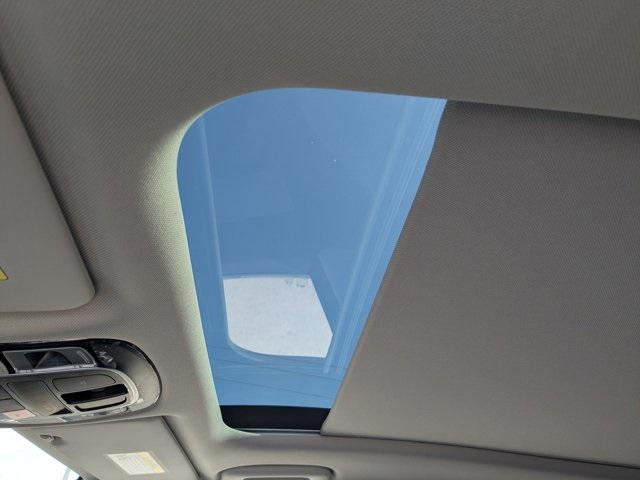 new 2025 Hyundai TUCSON Hybrid car, priced at $35,205