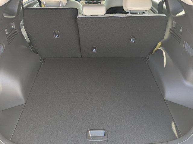 new 2025 Hyundai TUCSON Hybrid car, priced at $35,205