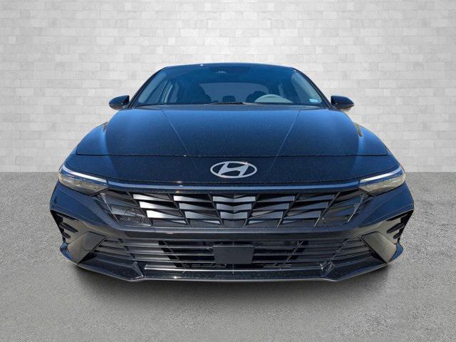 new 2025 Hyundai Elantra car, priced at $28,560