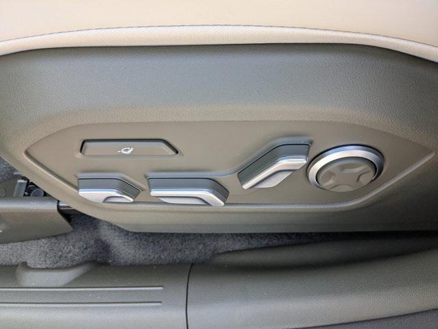 new 2025 Hyundai Santa Fe car, priced at $50,075