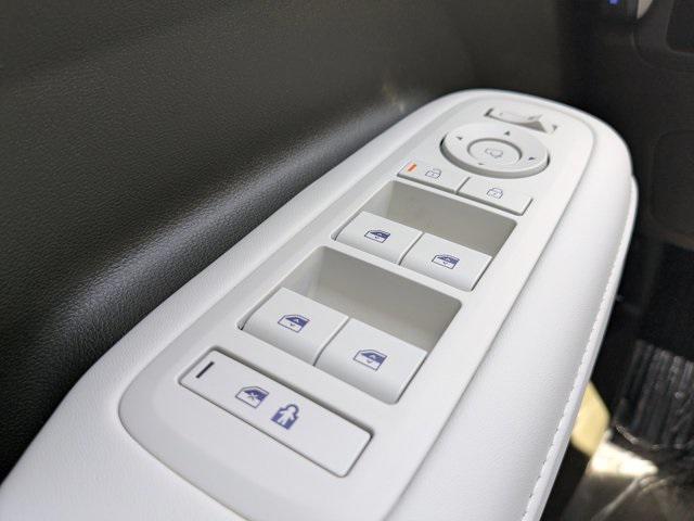 new 2025 Hyundai Santa Fe car, priced at $50,075
