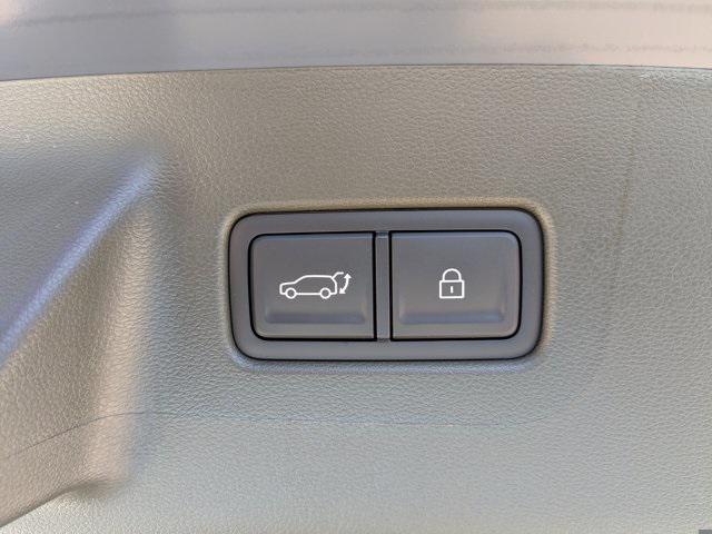 new 2025 Hyundai Santa Fe car, priced at $50,075