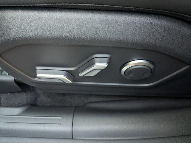 new 2025 Hyundai Santa Fe car, priced at $42,579