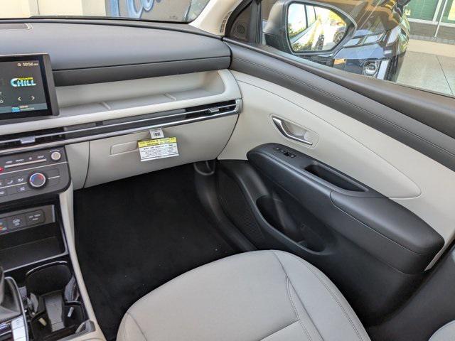 new 2025 Hyundai Tucson car, priced at $32,040