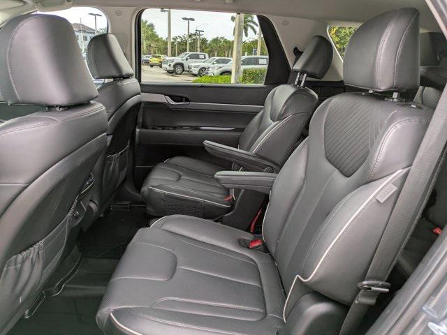 used 2024 Hyundai Palisade car, priced at $31,125