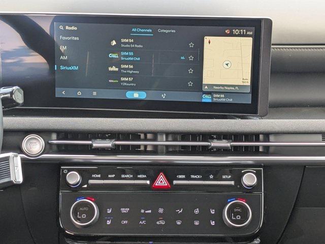 new 2025 Hyundai TUCSON Hybrid car, priced at $43,885