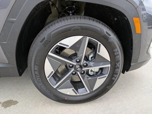 new 2025 Hyundai TUCSON Hybrid car, priced at $35,628