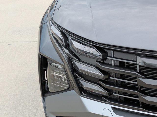 new 2025 Hyundai TUCSON Hybrid car, priced at $35,628