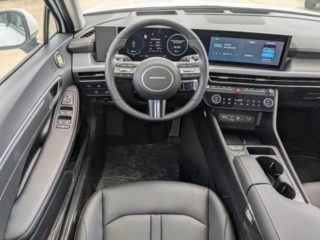 new 2025 Hyundai Sonata Hybrid car, priced at $39,780