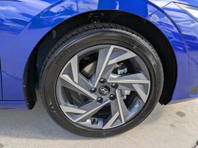 new 2025 Hyundai Elantra car, priced at $23,711