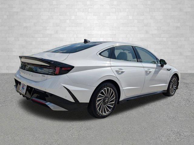 new 2025 Hyundai Sonata Hybrid car, priced at $40,280