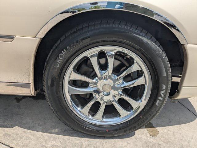 used 2007 Lincoln Town Car car, priced at $3,950