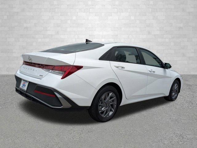 new 2025 Hyundai ELANTRA HEV car, priced at $27,380