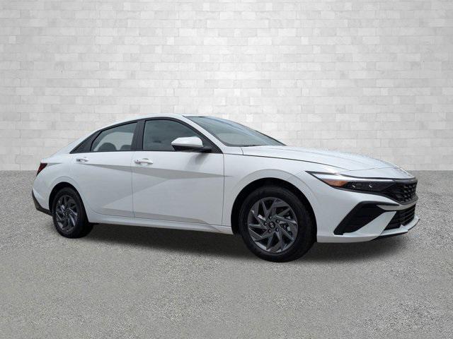 new 2025 Hyundai ELANTRA HEV car, priced at $27,630