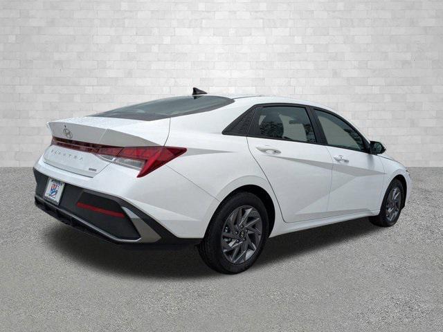 new 2025 Hyundai ELANTRA HEV car, priced at $27,380