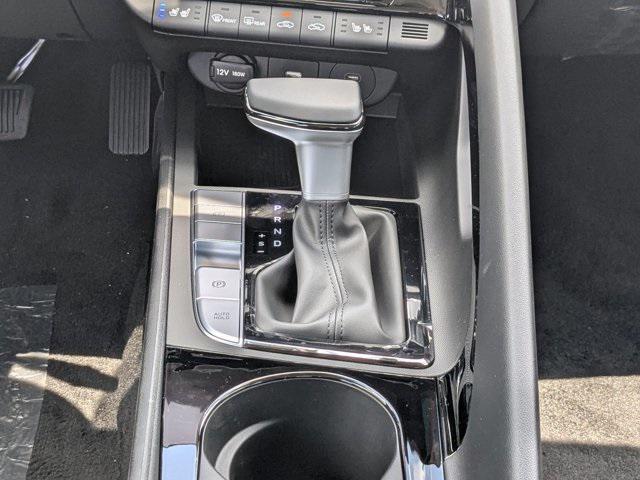 new 2025 Hyundai Elantra car, priced at $30,635