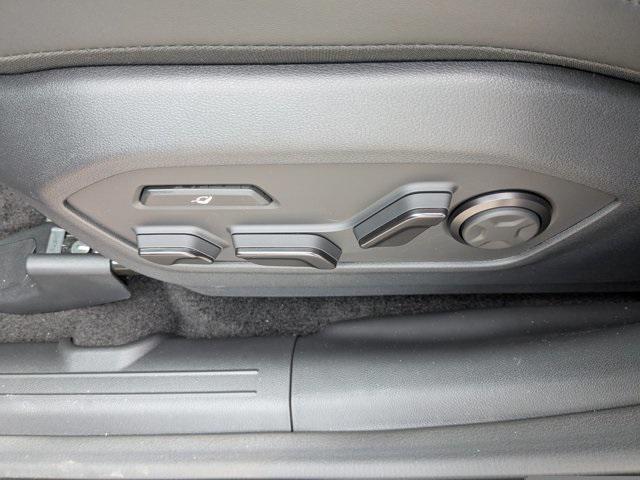 new 2025 Hyundai SANTA FE HEV car, priced at $52,389