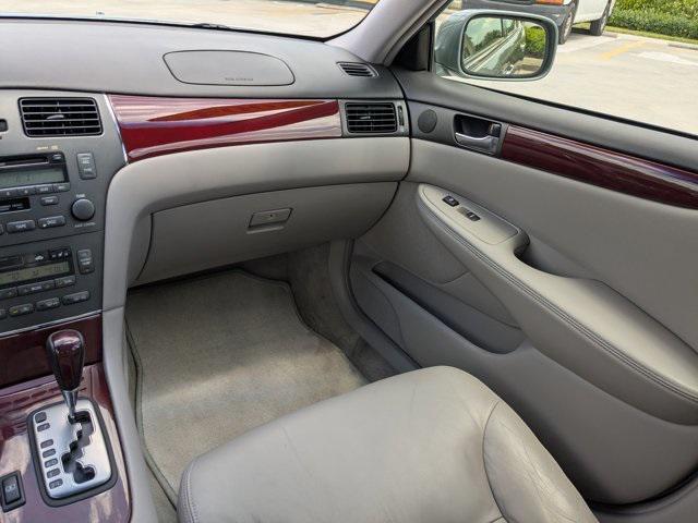 used 2004 Lexus ES 330 car, priced at $6,312