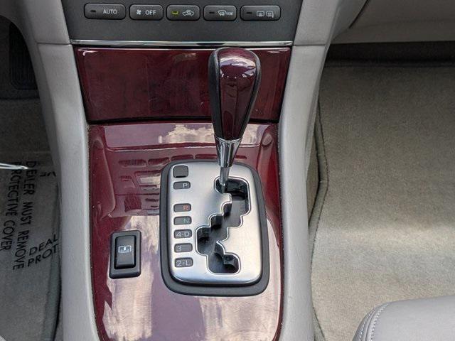 used 2004 Lexus ES 330 car, priced at $6,312