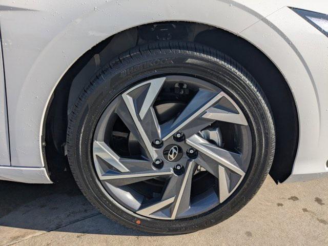 new 2025 Hyundai Elantra car, priced at $28,685