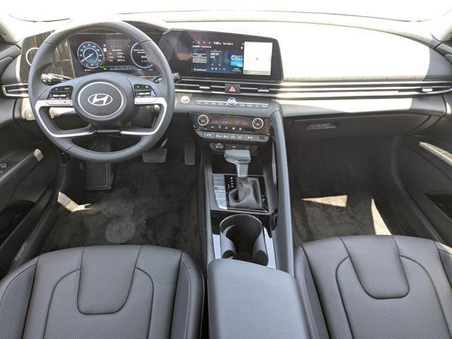 new 2025 Hyundai Elantra car, priced at $31,620