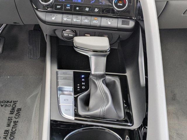 new 2025 Hyundai Elantra car, priced at $27,960