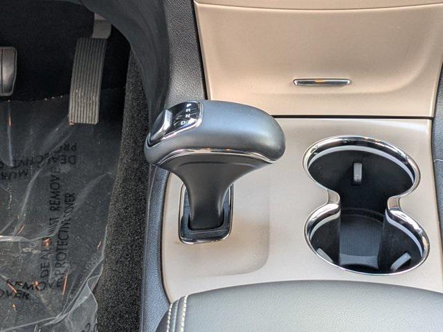 used 2015 Jeep Grand Cherokee car, priced at $14,760