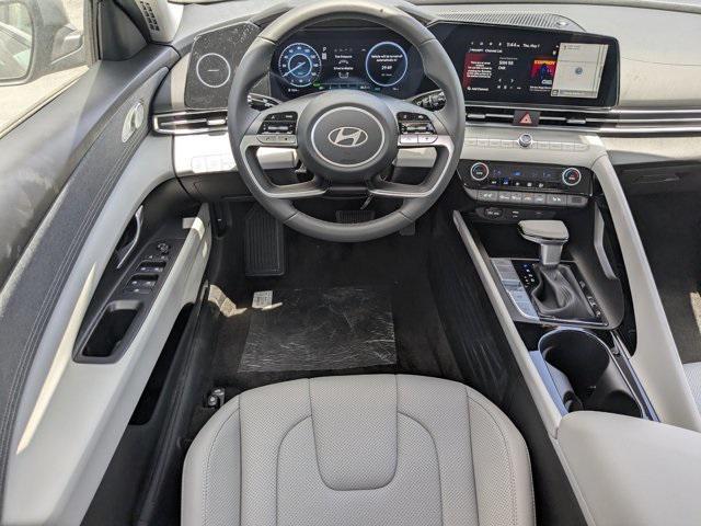 new 2025 Hyundai Elantra car, priced at $31,660