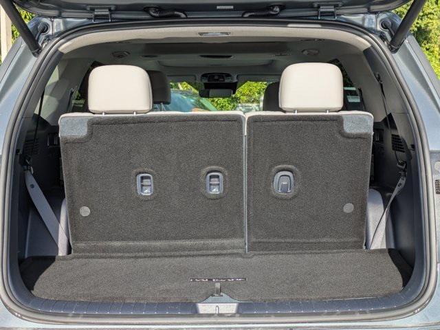 used 2024 Hyundai Palisade car, priced at $38,772