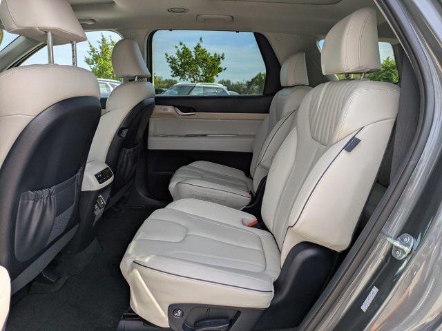 used 2024 Hyundai Palisade car, priced at $38,772