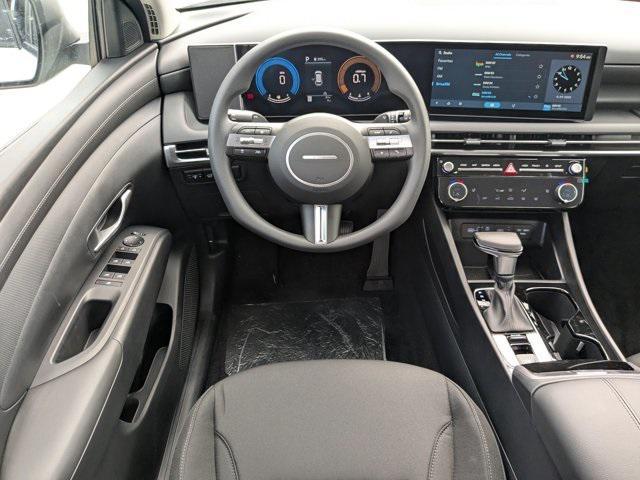new 2025 Hyundai Tucson car, priced at $32,950