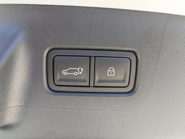 new 2025 Hyundai Santa Fe car, priced at $40,640