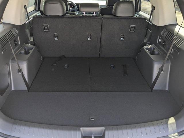 new 2025 Hyundai Santa Fe car, priced at $39,140