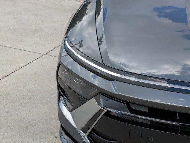 new 2025 Hyundai Sonata Hybrid car, priced at $36,927