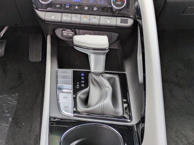 new 2025 Hyundai Elantra car, priced at $28,462