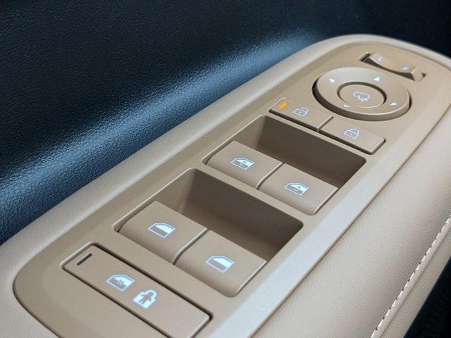 new 2025 Hyundai Santa Fe car, priced at $44,668