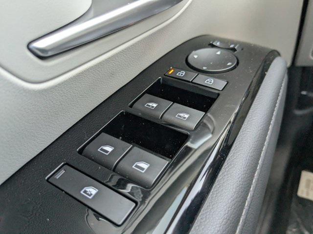 new 2025 Hyundai TUCSON Hybrid car, priced at $43,375