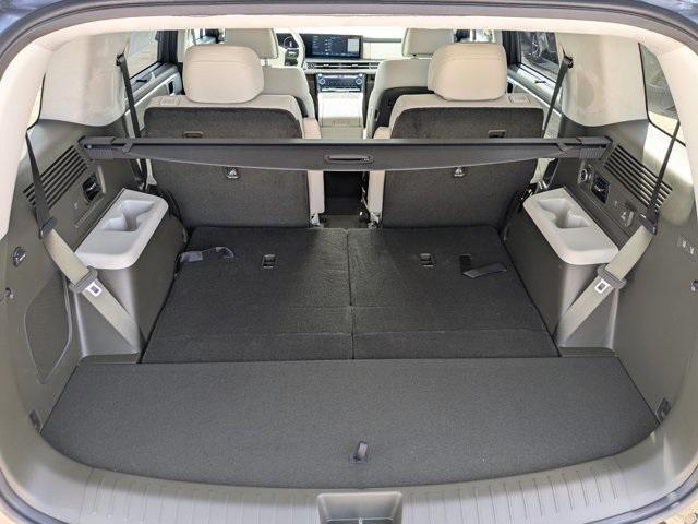new 2025 Hyundai SANTA FE HEV car, priced at $49,794