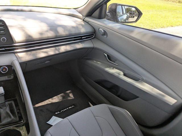 new 2025 Hyundai ELANTRA HEV car, priced at $27,035