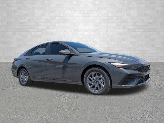 new 2025 Hyundai ELANTRA HEV car, priced at $27,035