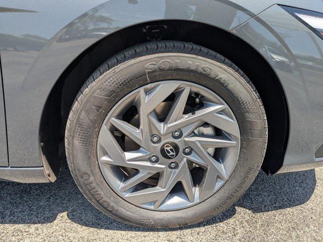 new 2025 Hyundai ELANTRA HEV car, priced at $27,035