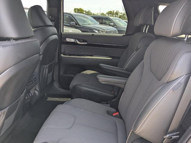 new 2025 Hyundai Palisade car, priced at $58,405