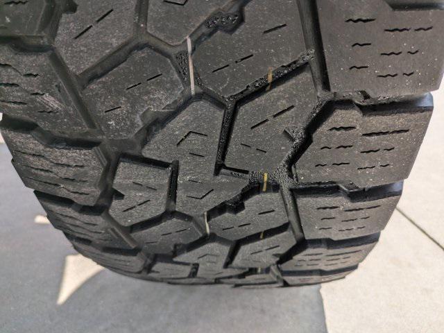 used 2021 Jeep Gladiator car, priced at $33,690