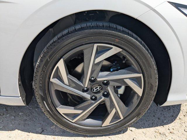 new 2025 Hyundai Elantra car, priced at $28,135