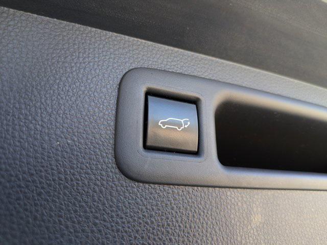 used 2023 Toyota Highlander car, priced at $33,935